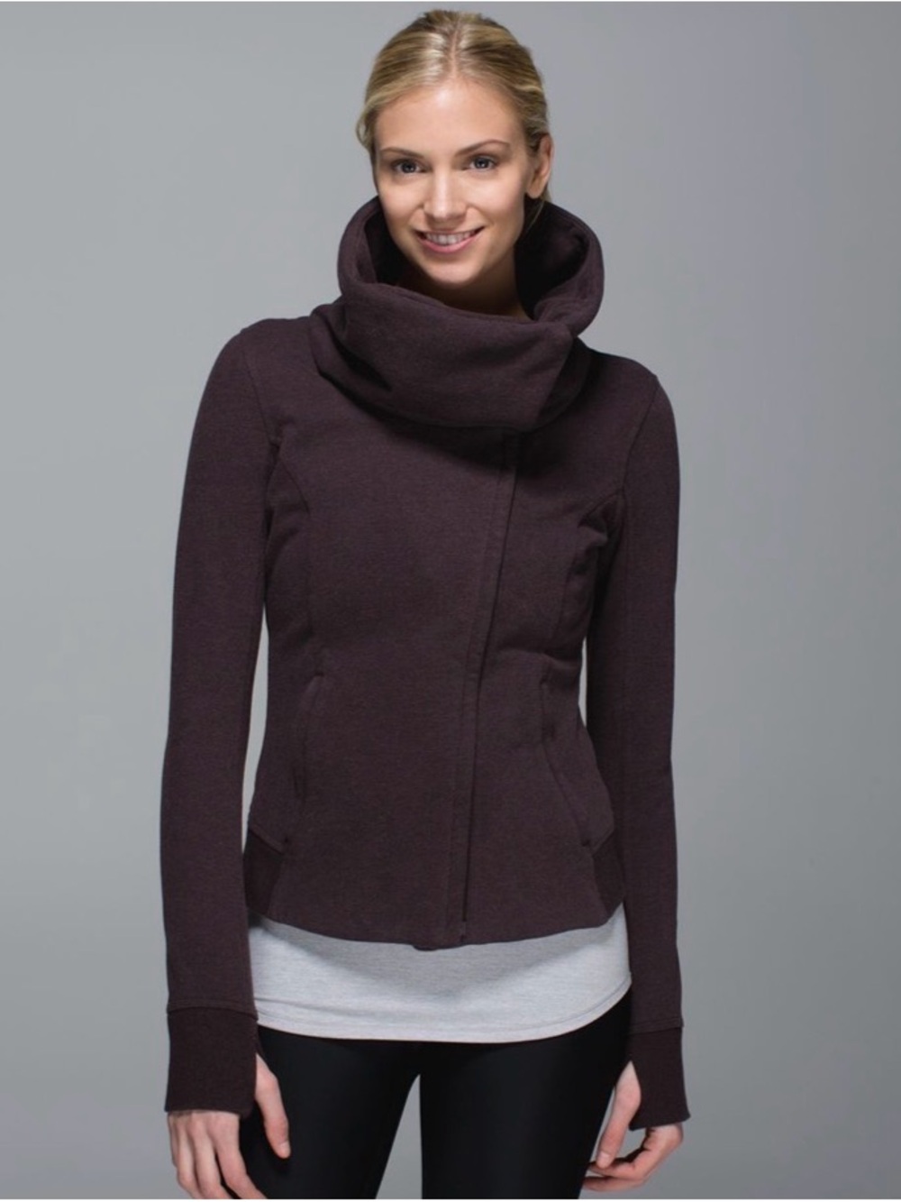 Lululemon Karmacollected Jacket
Heathered Rich Earth